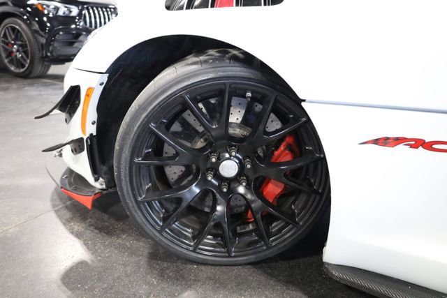 Used 2017 Dodge Viper ACR w/ Extreme Aero Package RWD image 4