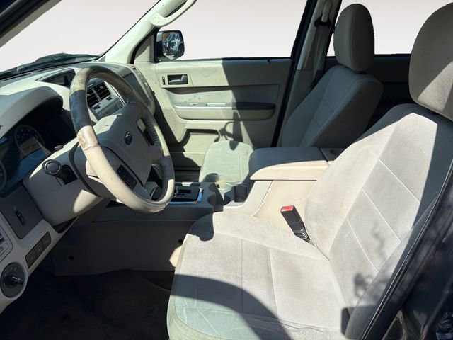 Used 2012 Ford Escape XLT FWD image 9