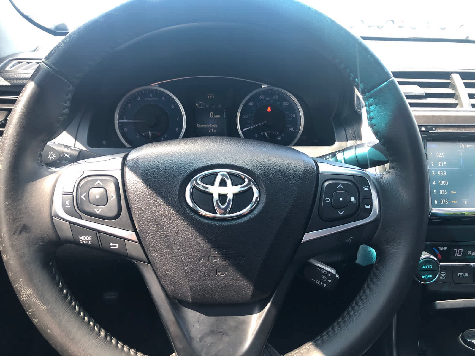 Used 2017 Toyota Camry XLE FWD image 7