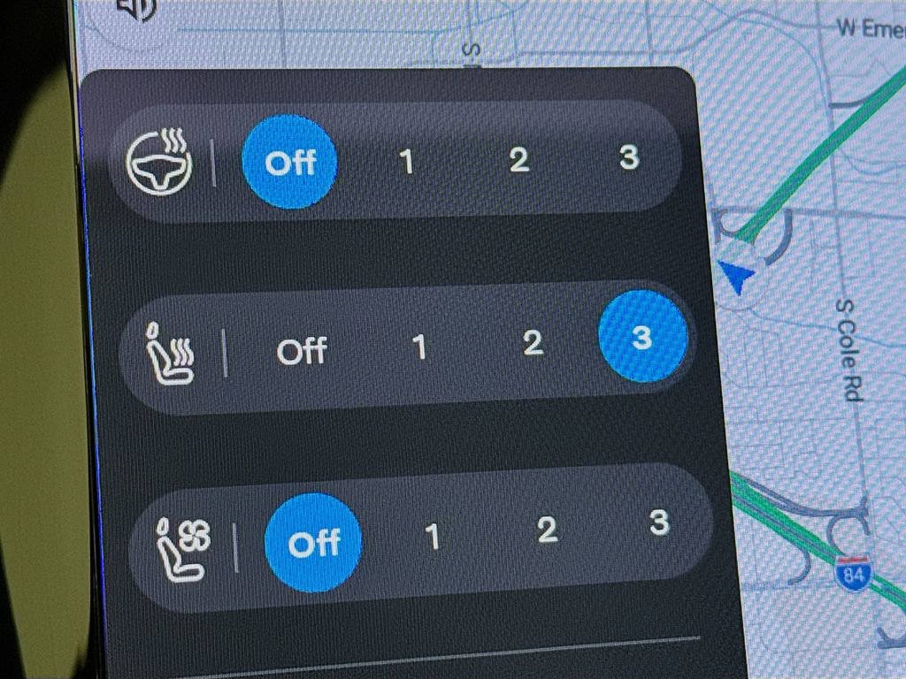 Used 2023 Volvo XC60 B5 Ultimate w/ Climate Package image 22