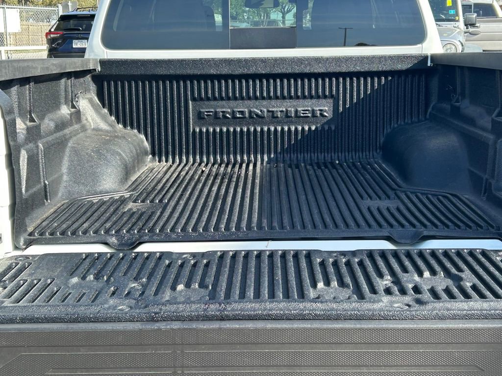 Used 2026 Nissan Frontier SV image 11