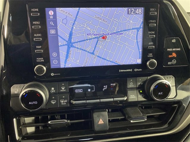 Used 2022 Toyota Highlander XLE image 24