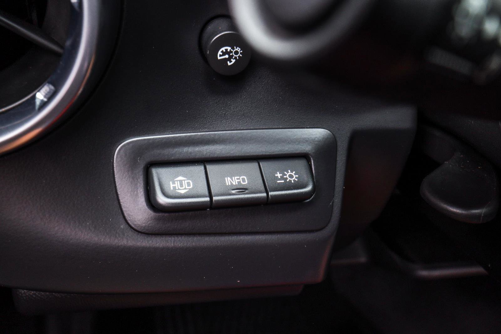 Used 2016 Chevrolet Camaro SS RWD image 15