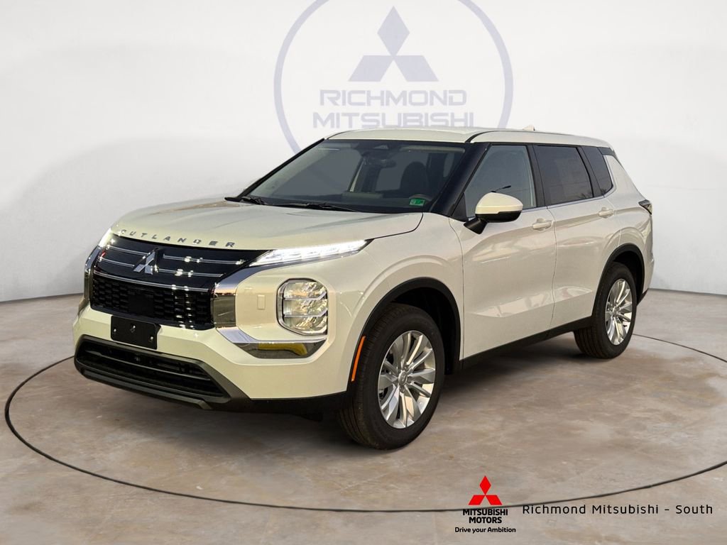 New 2026 Mitsubishi Outlander ES image 7