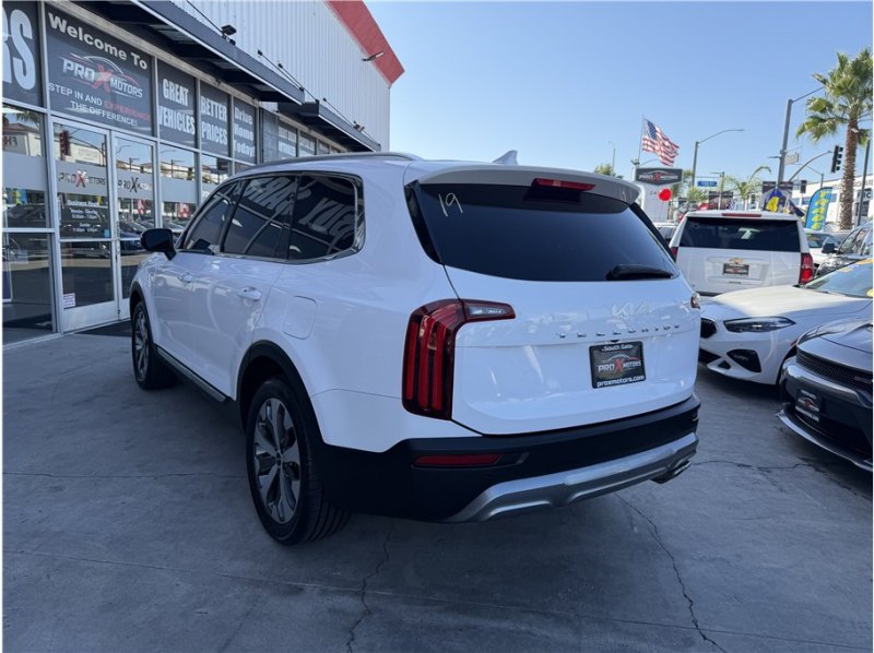 Used 2022 Kia Telluride EX w/ EX Premium Package FWD image 59