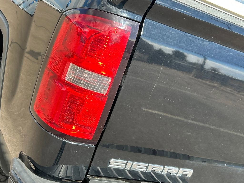 Used 2015 GMC Sierra 1500 SLE image 30