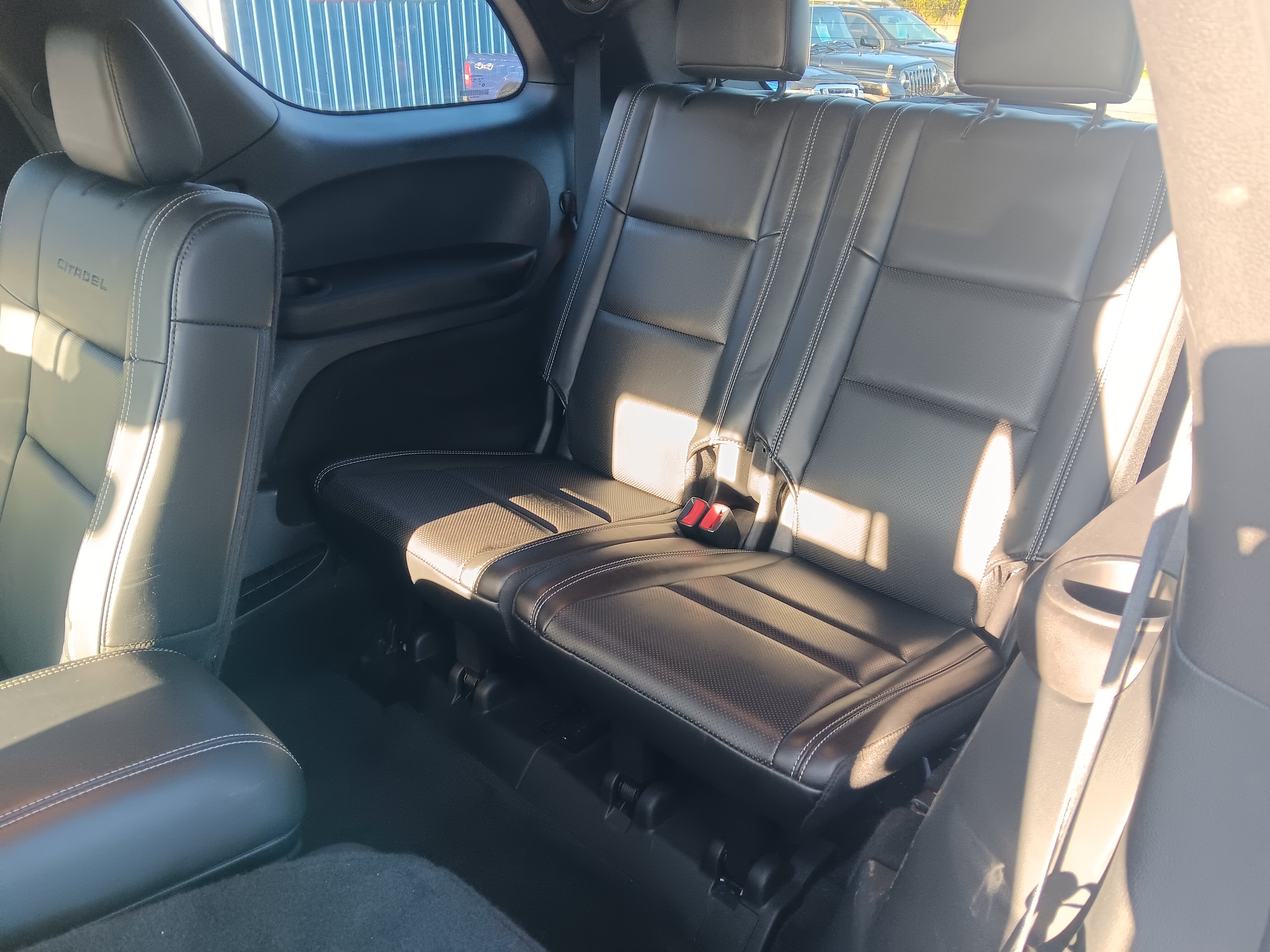 Used 2017 Dodge Durango Citadel w/ Technology Group AWD/4WD image 10
