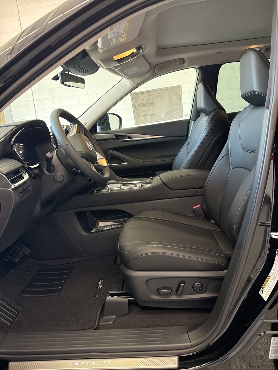 New 2027 INFINITI QX60 Luxe w/ Cargo Package AWD/4WD image 12