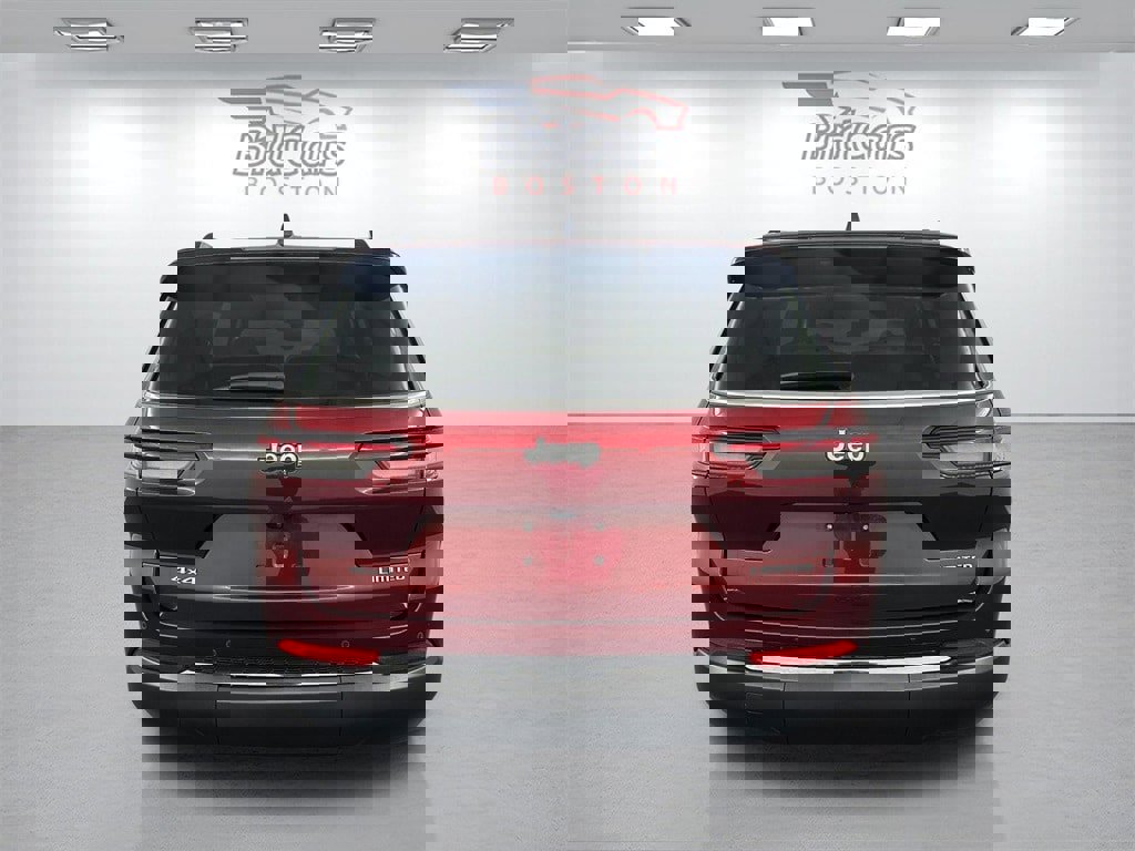 Used 2023 Jeep Grand Cherokee L Limited w/ Trailer Tow Group (B) image 5