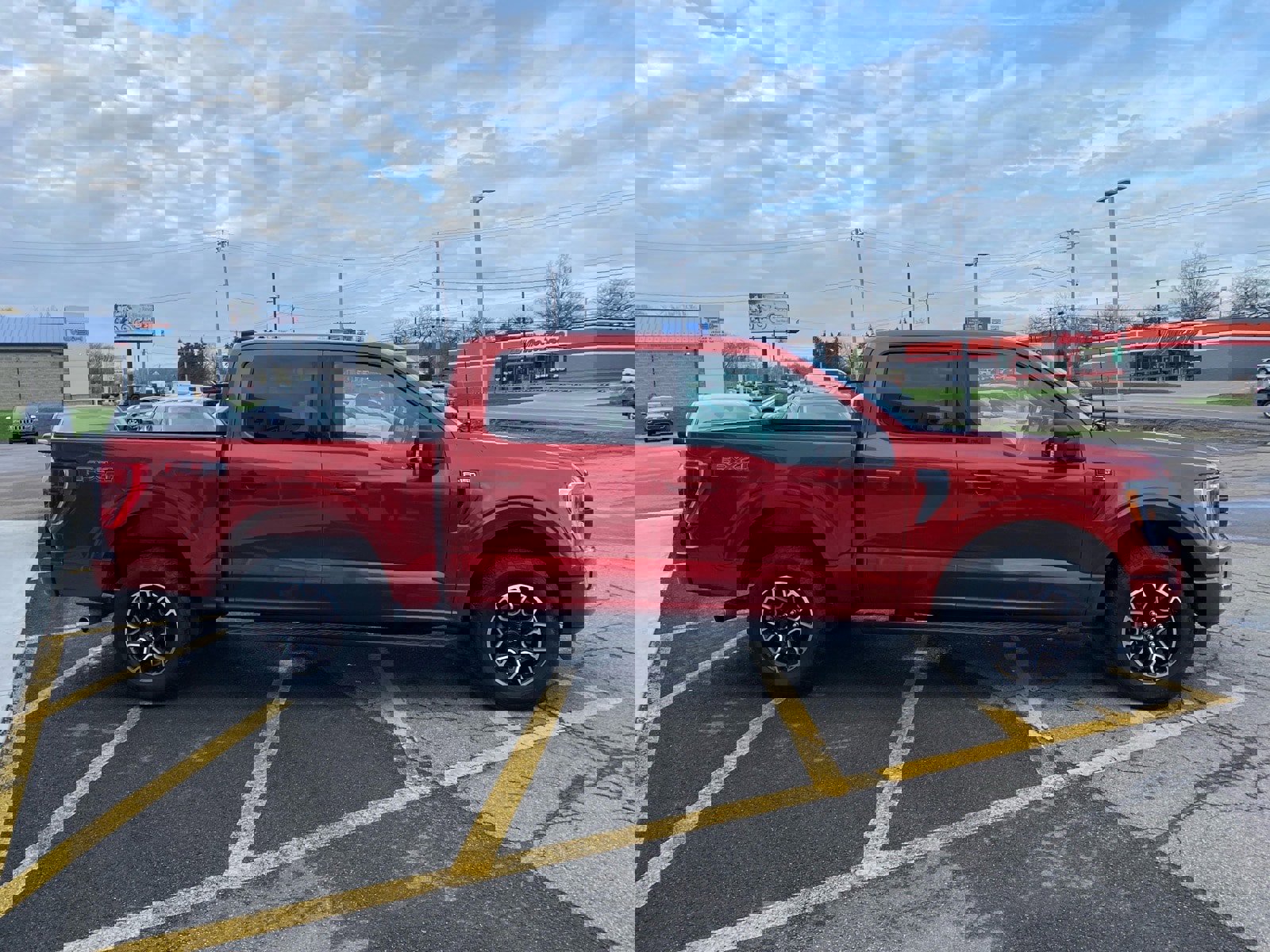 Used 2023 Ford F150 XLT w/ Equipment Group 302A High image 6