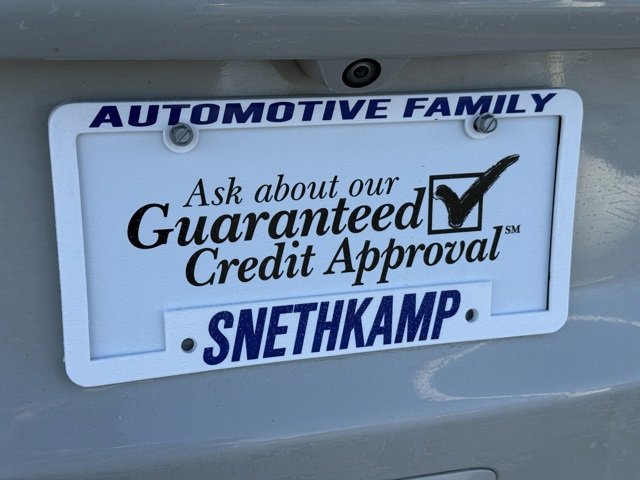 Certified 2017 Chrysler Pacifica Touring-L image 7