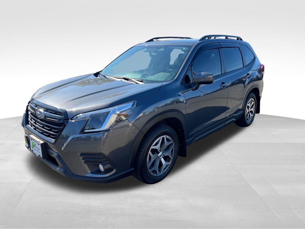 Used 2022 Subaru Forester Premium AWD/4WD image 4
