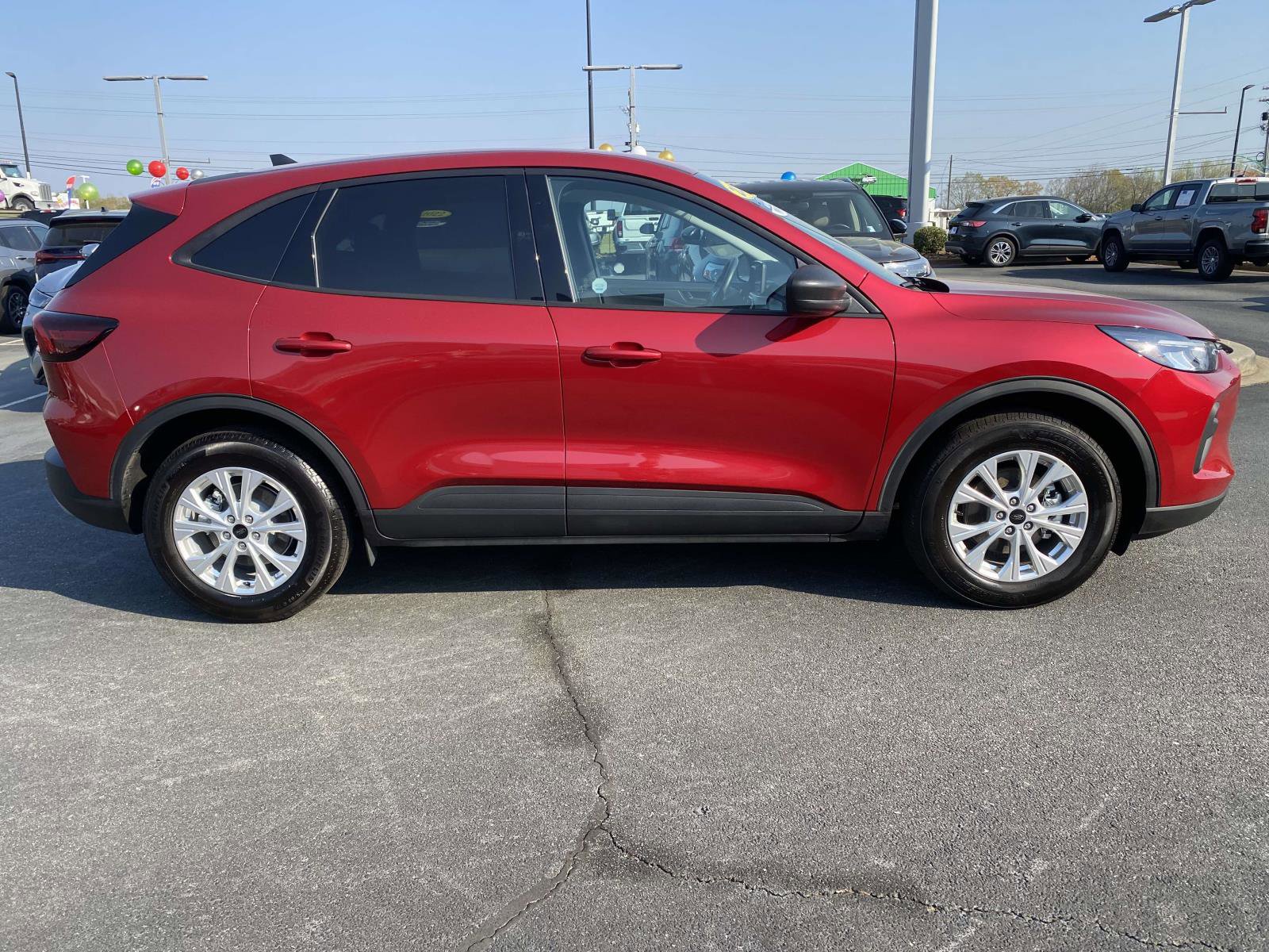 Used 2025 Ford Escape Active FWD image 8