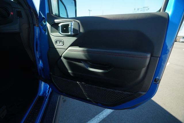 Used 2025 Jeep Wrangler Rubicon image 17
