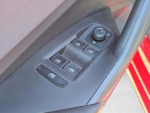 New 2026 Volkswagen Jetta SE image 4