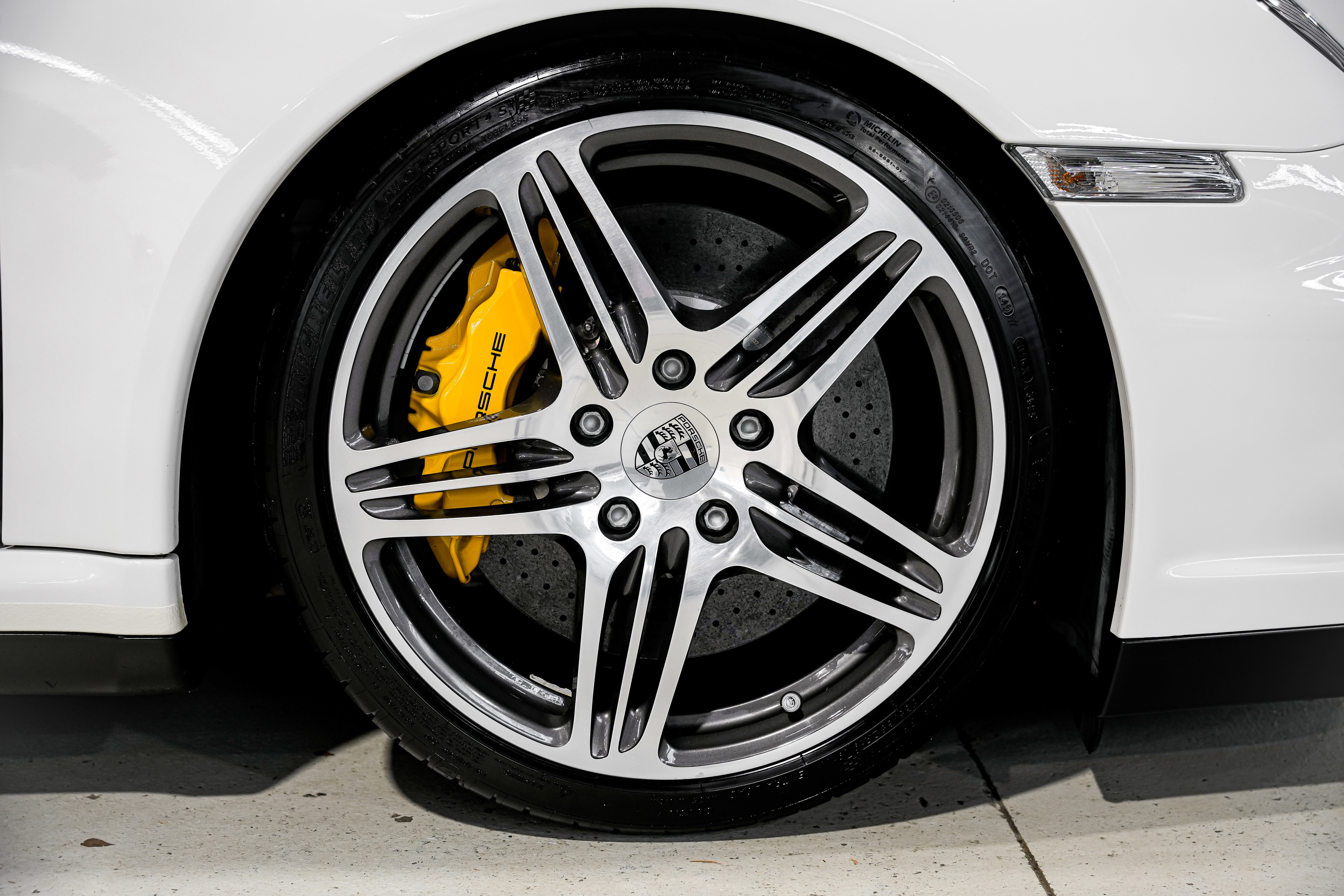 Used 2007 Porsche 911 Turbo image 51