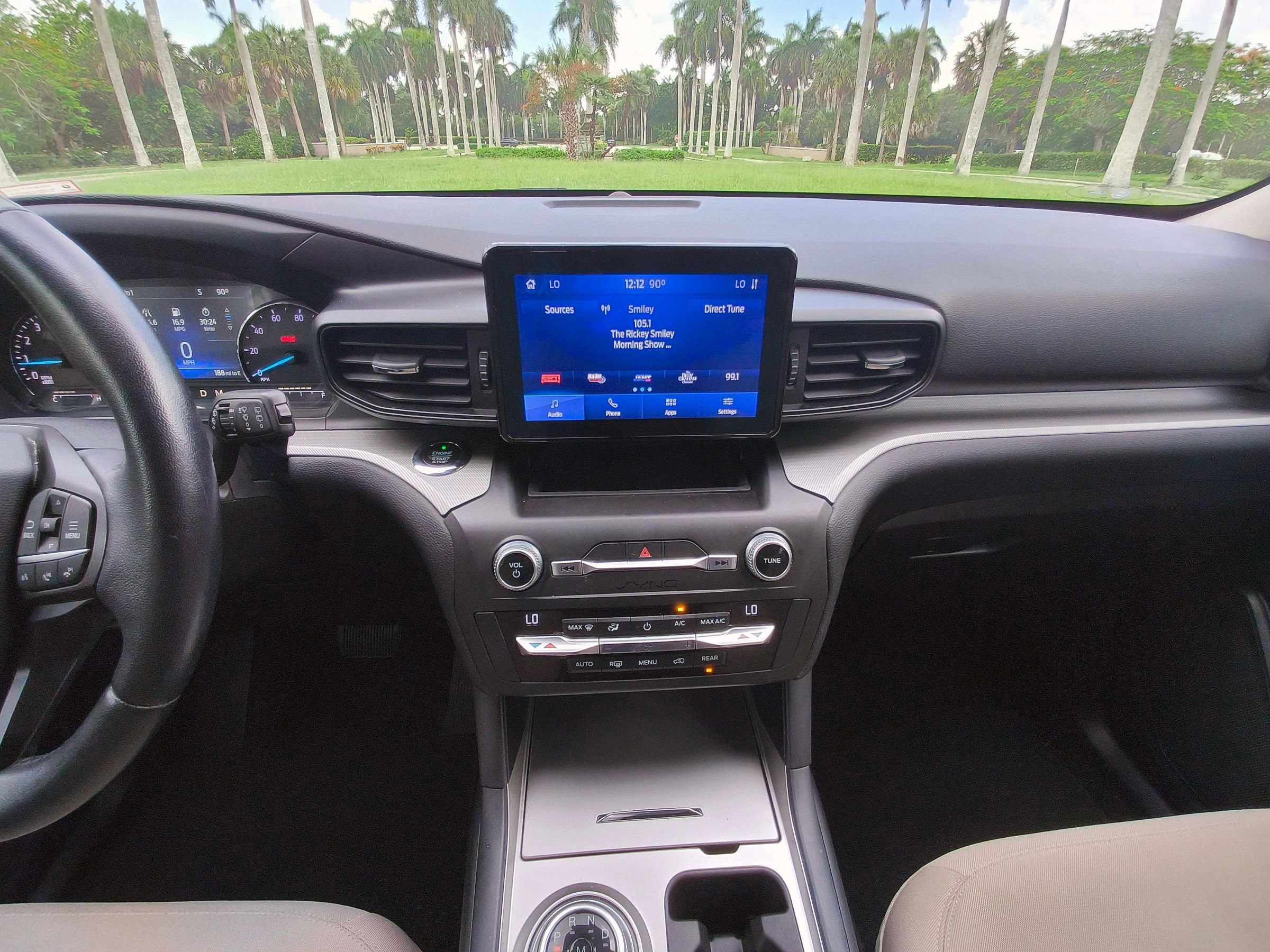 Used 2020 Ford Explorer XLT RWD image 10