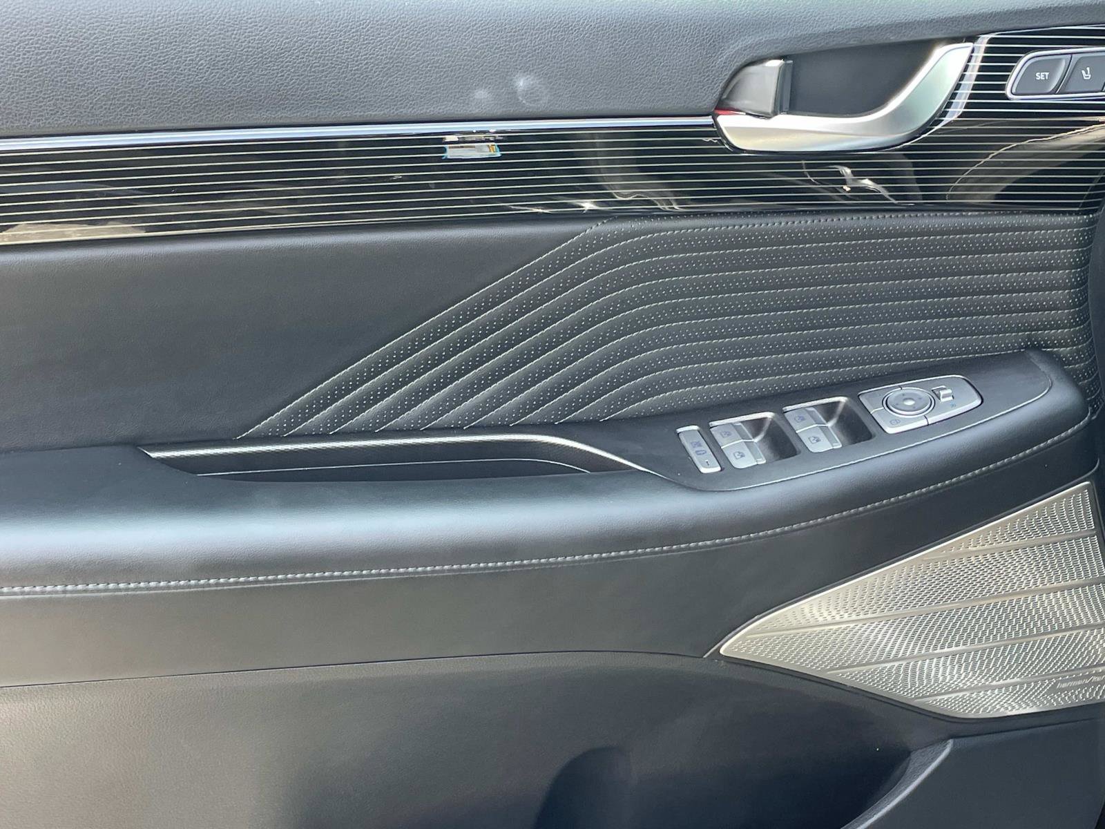 Used 2024 Hyundai Palisade Calligraphy image 20