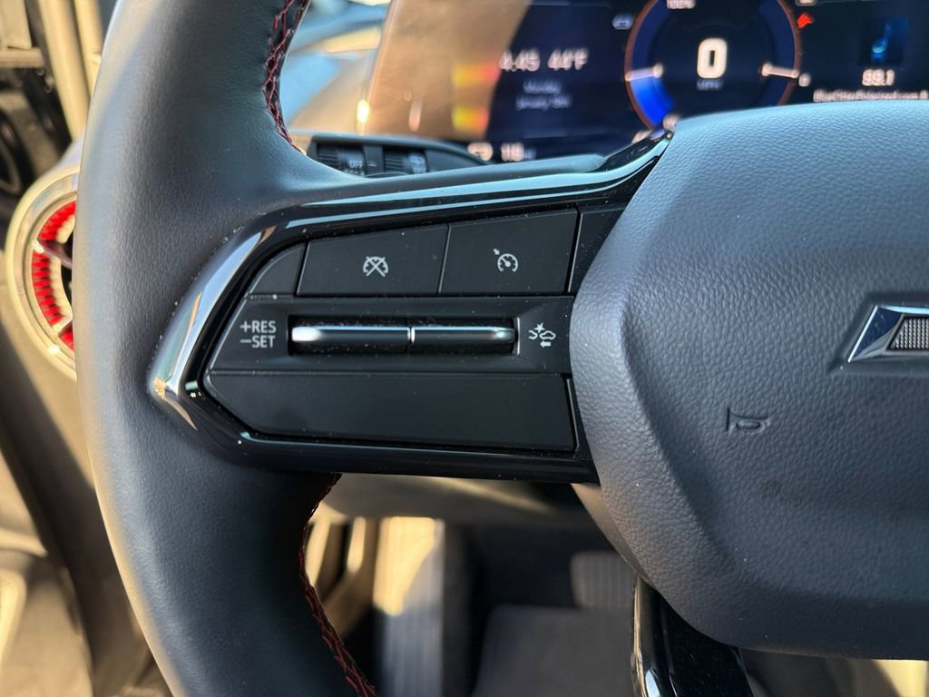 Certified 2025 Chevrolet Equinox EV RS image 20