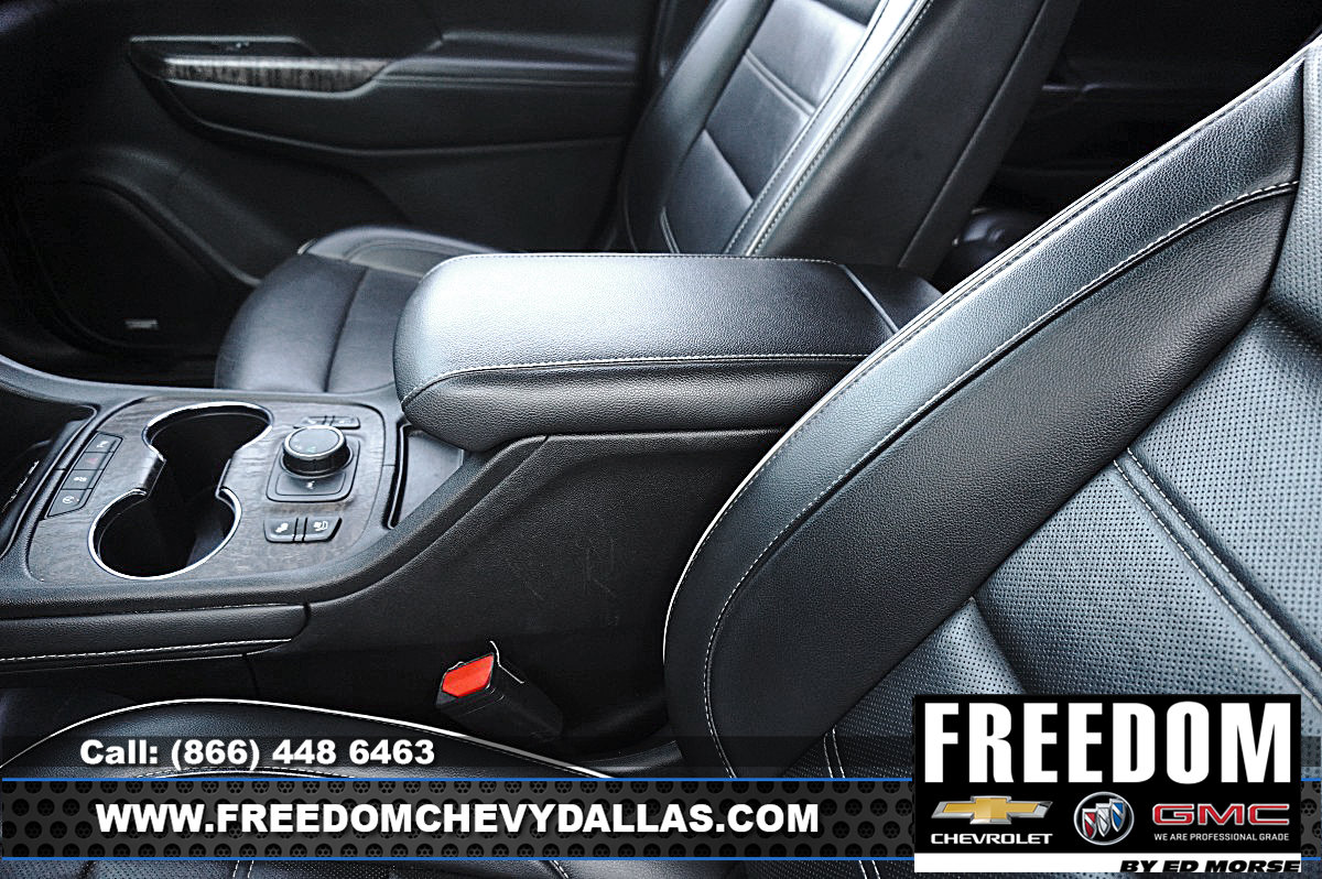 Certified 2023 GMC Acadia Denali FWD image 32
