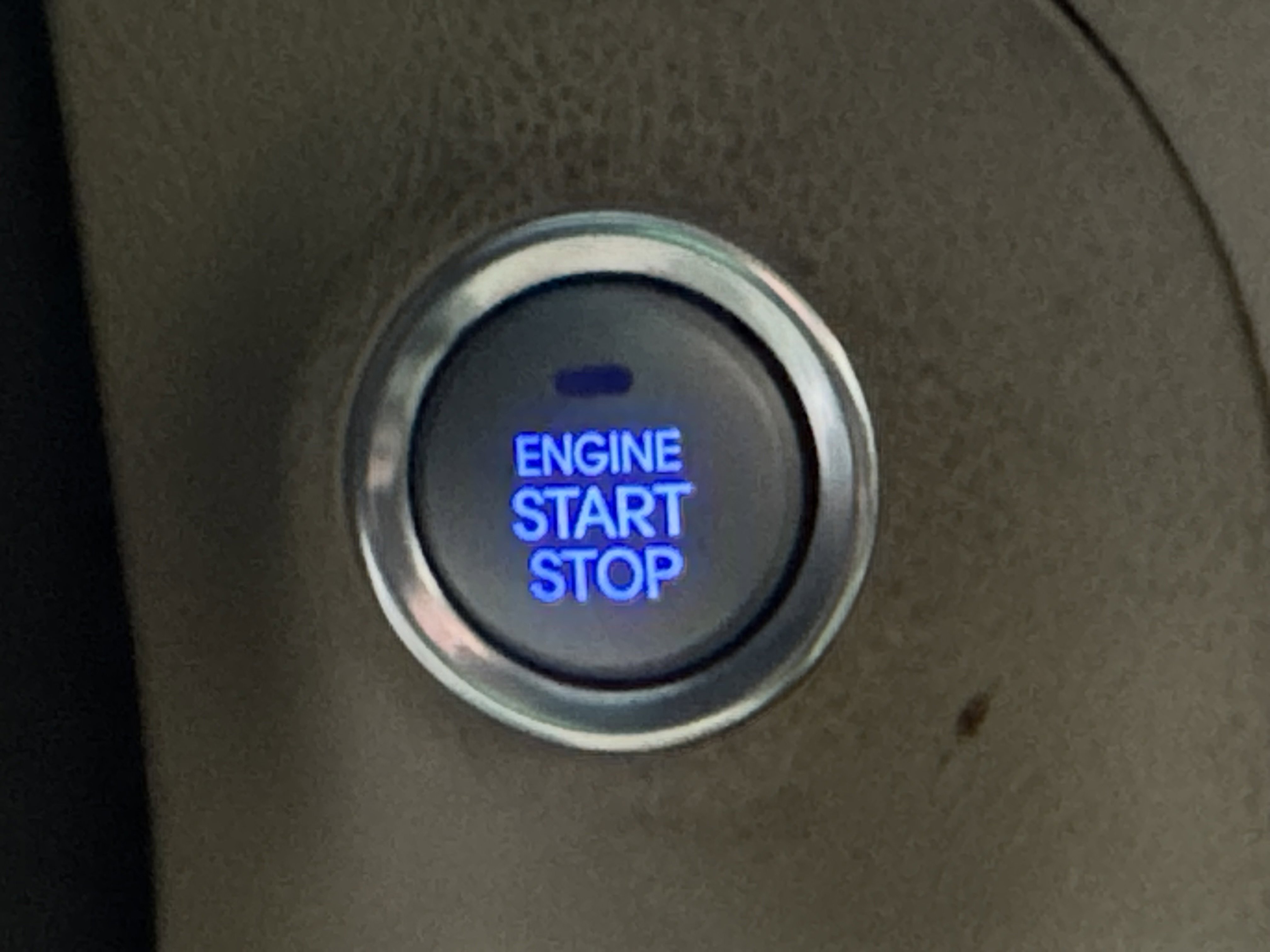 Used 2014 Hyundai Genesis 3.8 image 10