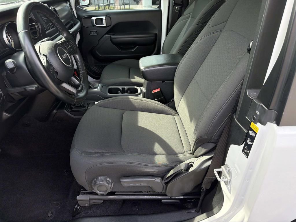Used 2021 Jeep Wrangler Sport S image 15