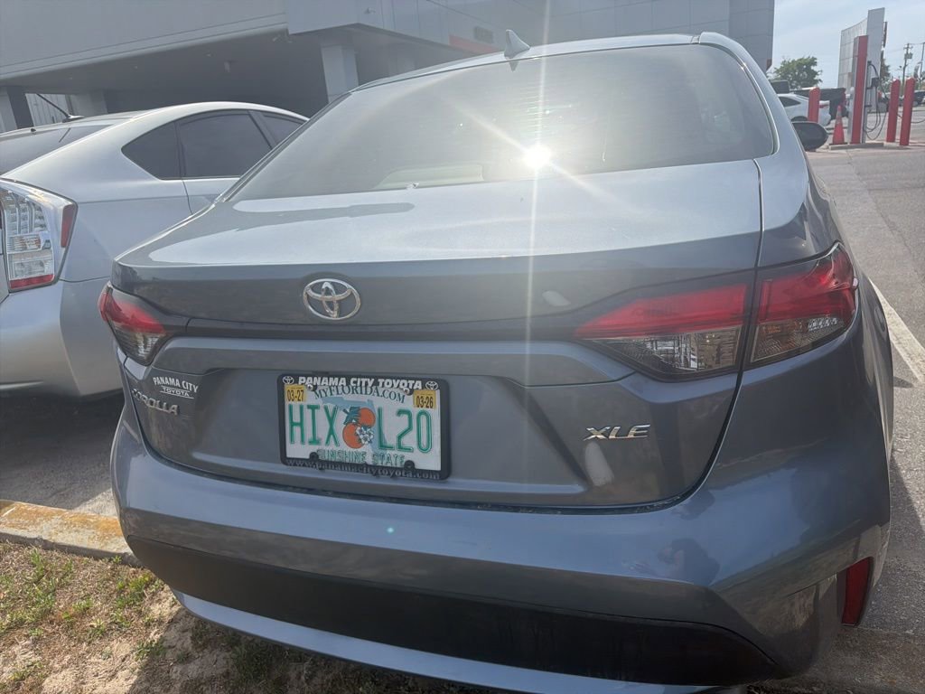 Used 2022 Toyota Corolla XLE FWD image 7