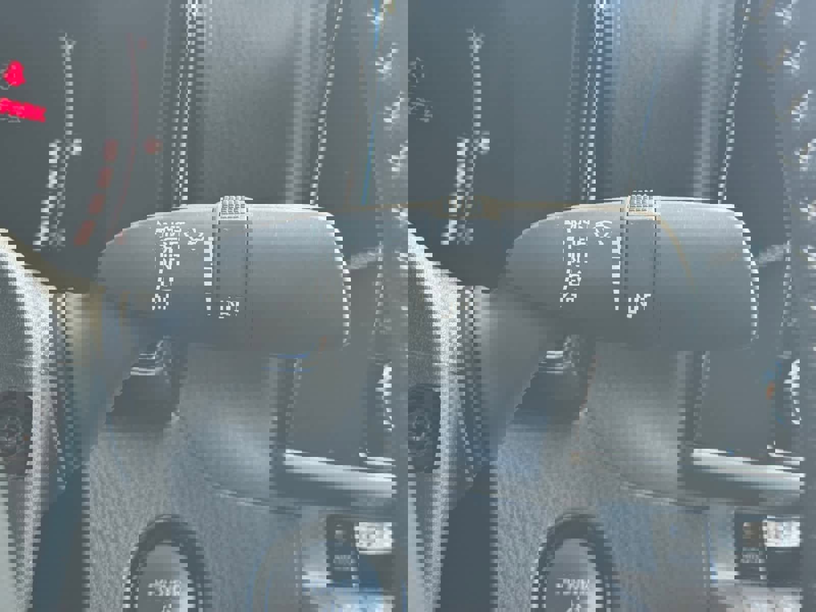 Used 2025 Toyota Camry SE image 18