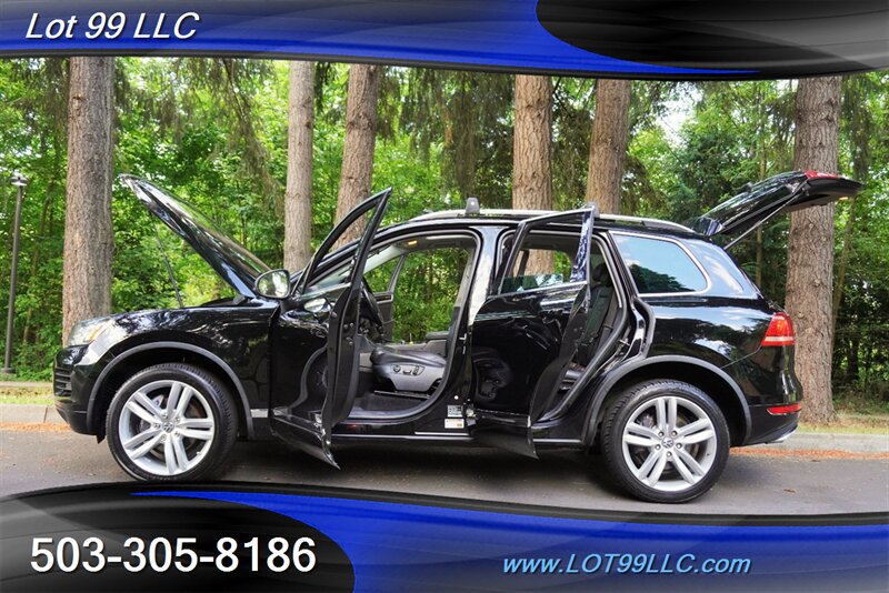 Used 2013 Volkswagen Touareg Executive AWD/4WD image 30