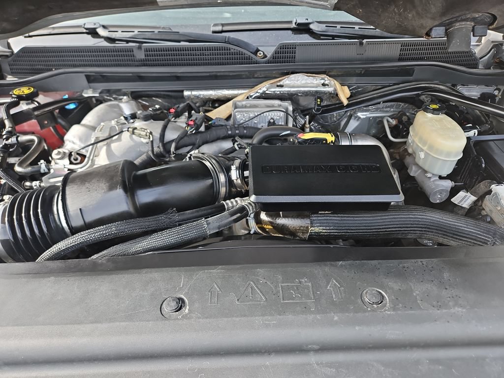 Used 2018 GMC Sierra 2500 Denali w/ Duramax Plus Package AWD/4WD image 23
