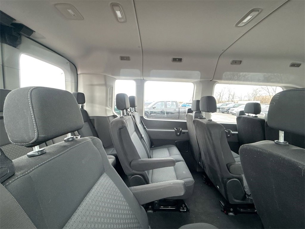Used 2022 Ford Transit 350 XLT image 10