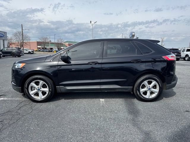 Used 2019 Ford Edge SE image 2