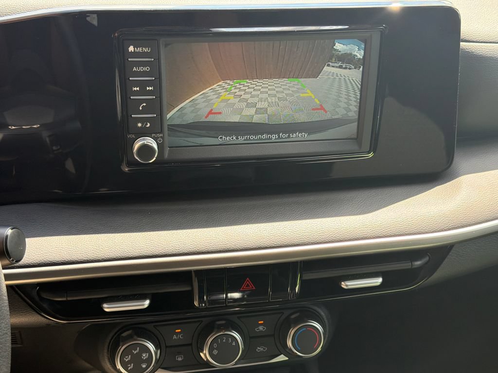 Used 2025 Nissan Kicks S FWD image 8