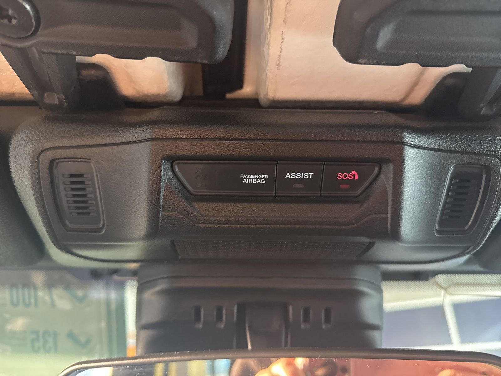 Used 2024 Jeep Wrangler Unlimited Rubicon image 34