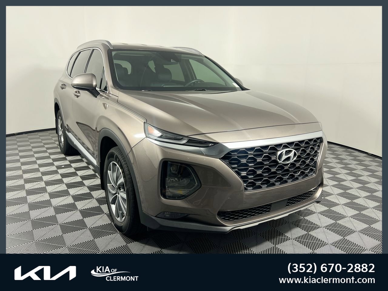 Used 2020 Hyundai Santa Fe SEL w/ Convenience Package image 1