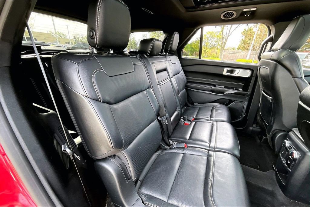Used 2020 Ford Explorer ST w/ ST Street Pack AWD/4WD image 30