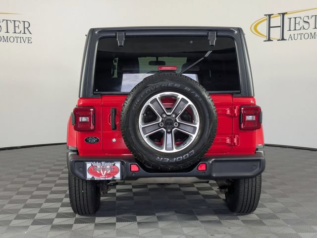 Used 2019 Jeep Wrangler Unlimited Sahara w/ Safety Group AWD/4WD image 3