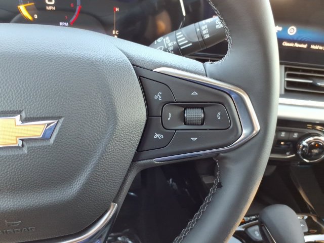 New 2026 Chevrolet Trax LT w/ Sunroof Package FWD image 14
