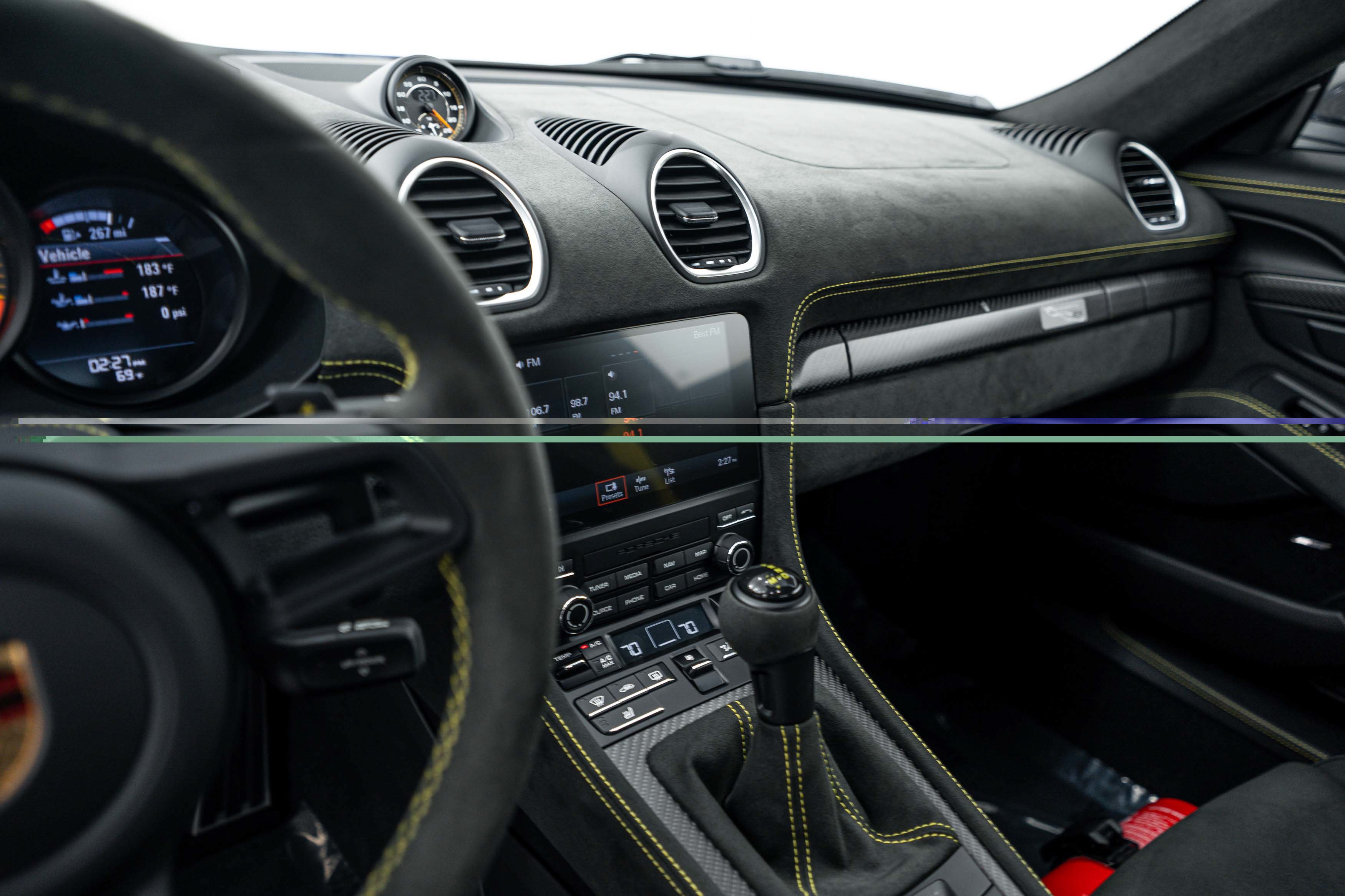 Certified 2025 Porsche 718 Cayman GT4 RS RWD image 17