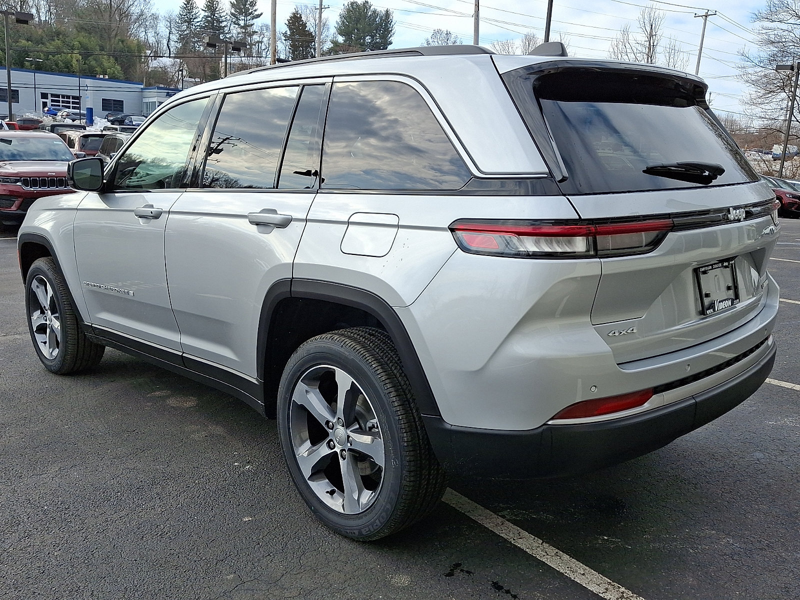 New 2026 Jeep Grand Cherokee Limited AWD/4WD image 4