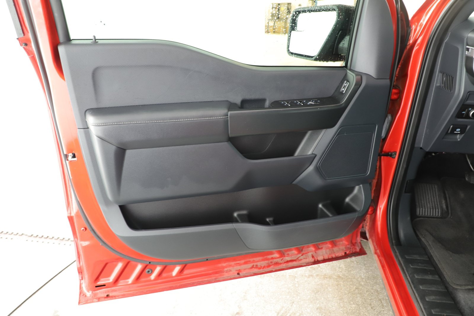 Used 2023 Ford F150 XL w/ STX Appearance Package RWD image 9