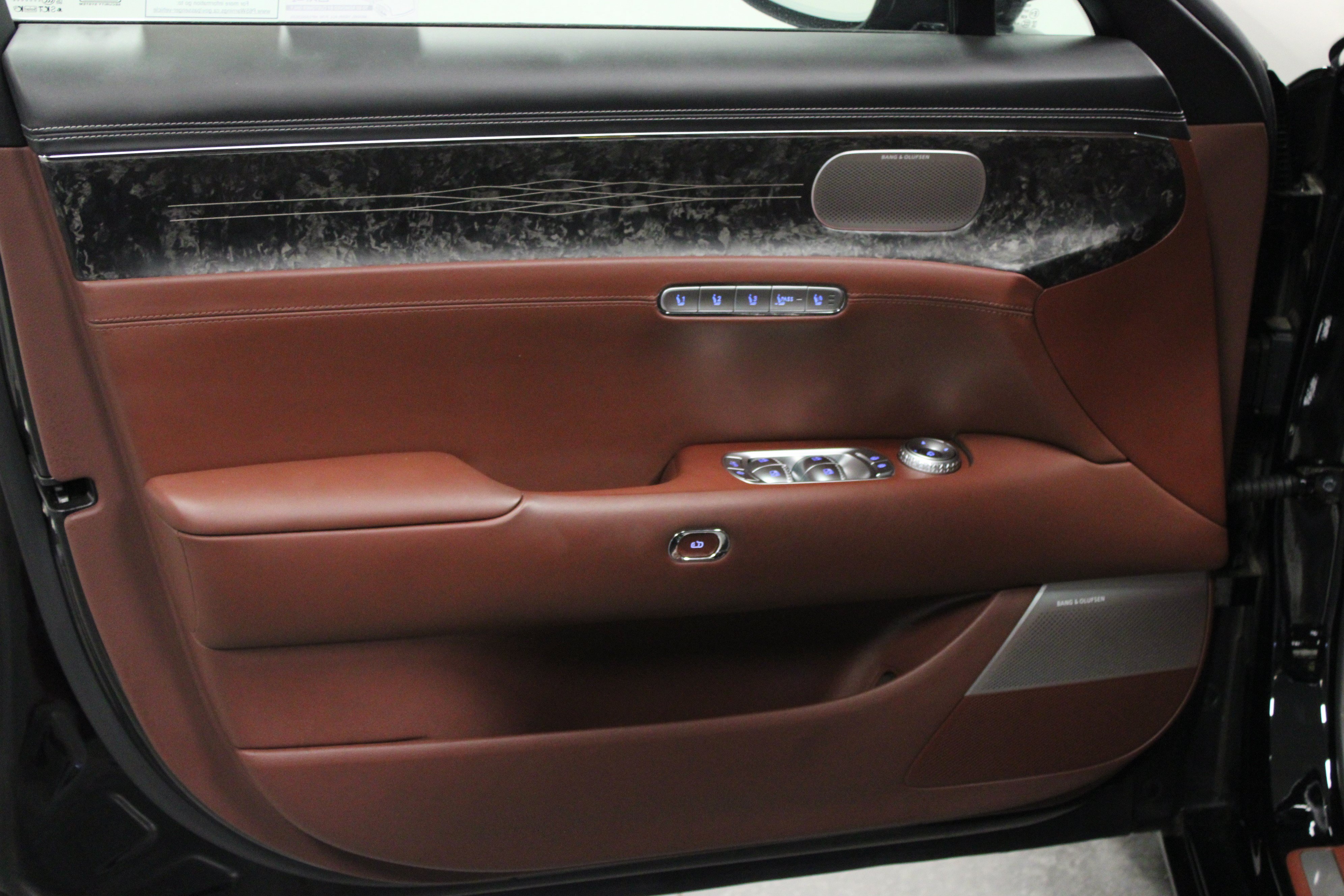 Used 2026 Genesis G90 3.5T AWD/4WD image 11