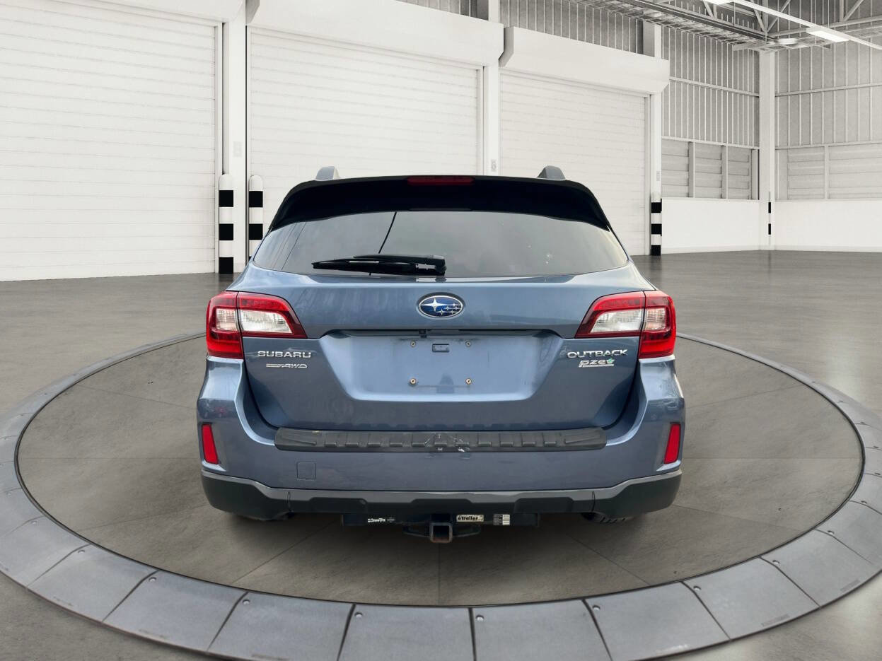 Used 2015 Subaru Outback 2.5i Limited image 4