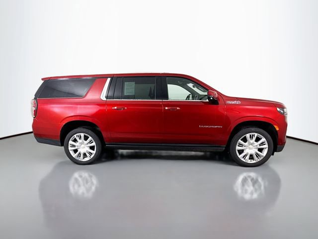 Used 2024 Chevrolet Suburban High Country w/ Advanced Technology Package image 11