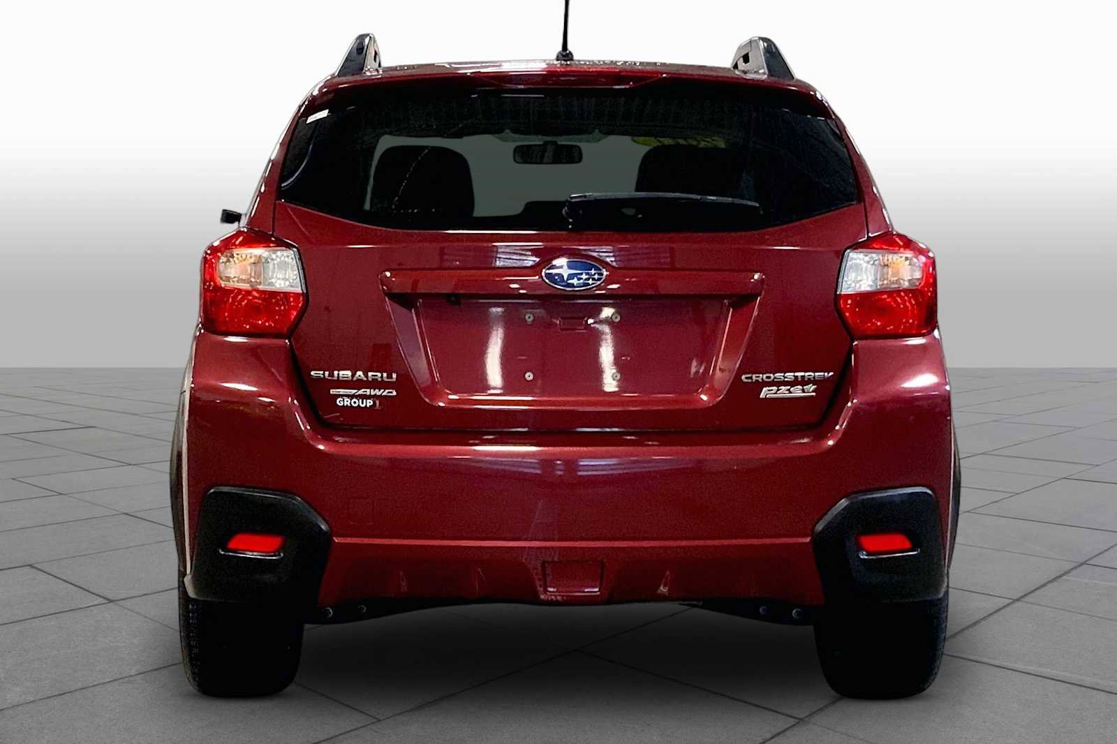 Used 2017 Subaru Crosstrek 2.0i Premium w/ Moonroof Package AWD/4WD image 5