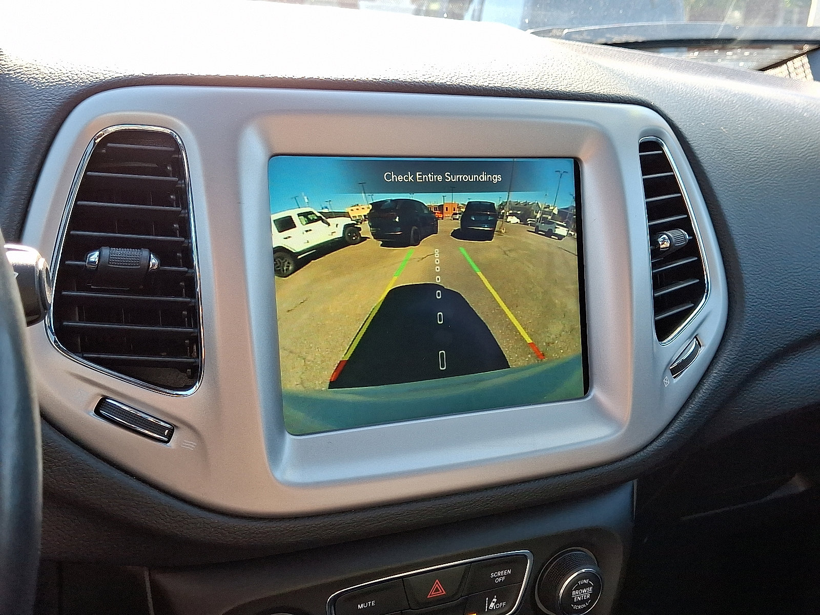 Used 2021 Jeep Compass Latitude w/ Sun and Sound Group image 21