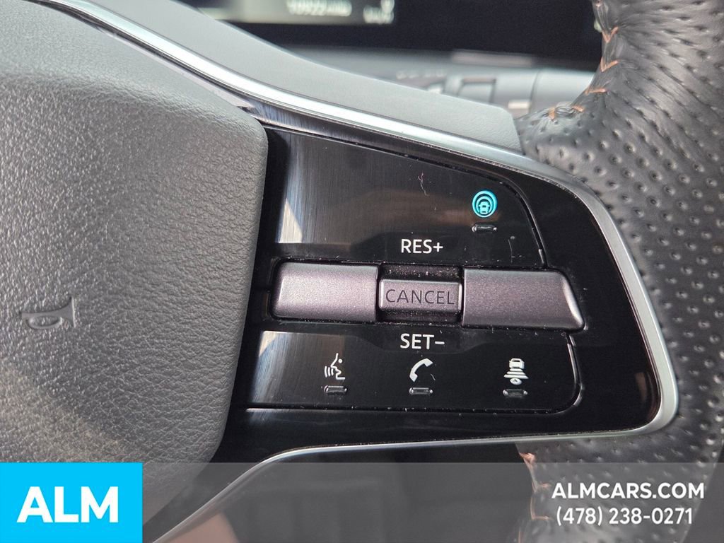 Used 2023 Nissan Ariya FWD image 25