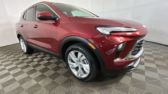Used 2024 Buick Encore GX Preferred FWD image 2