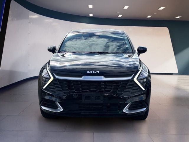 Certified 2023 Kia Sportage LX image 8