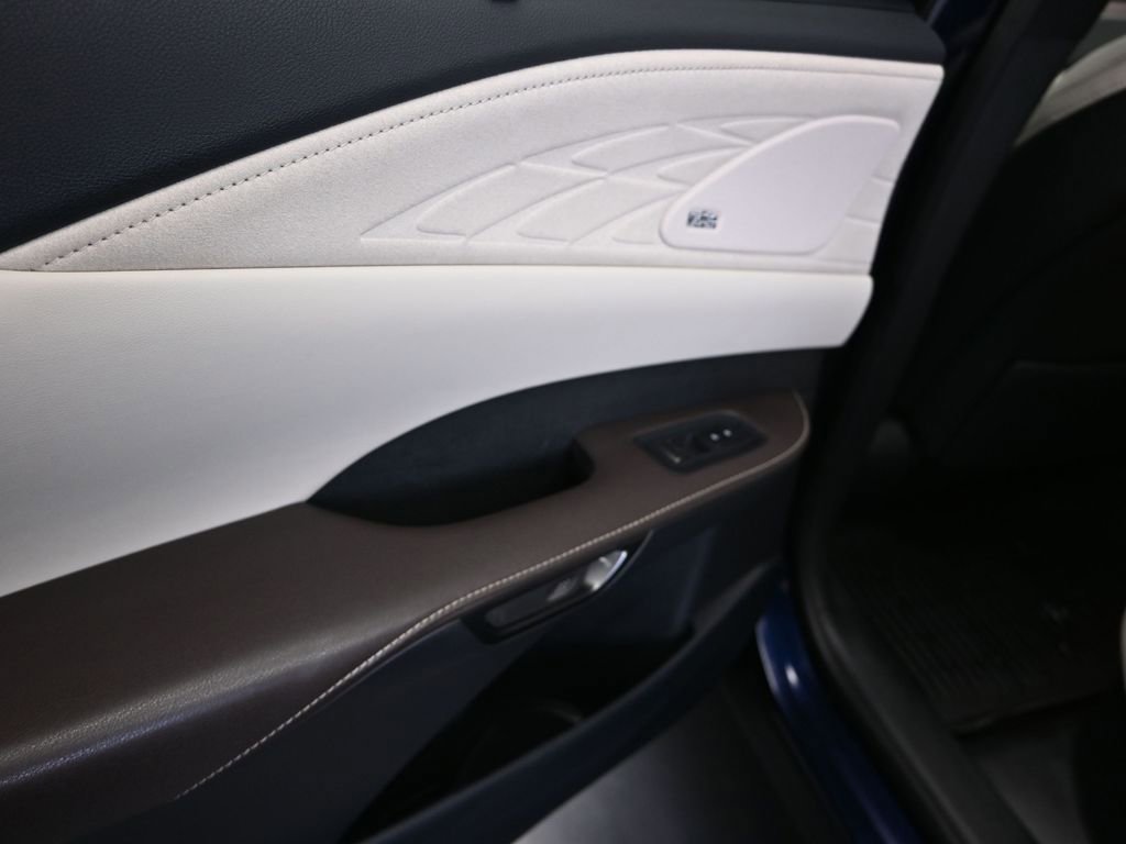 Used 2023 Lexus RX 350 AWD w/ Cold Area Package image 16